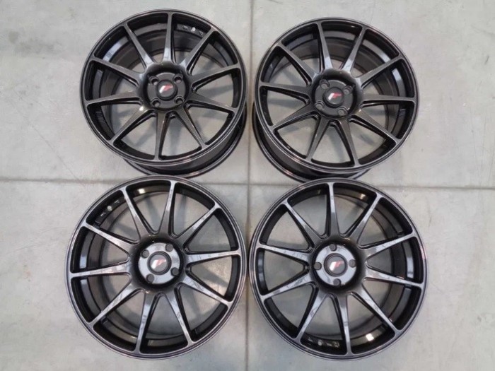 Set of JR11 18x7,5 ET38 + 18x7,5 ET40 4x100 Gloss Graphite