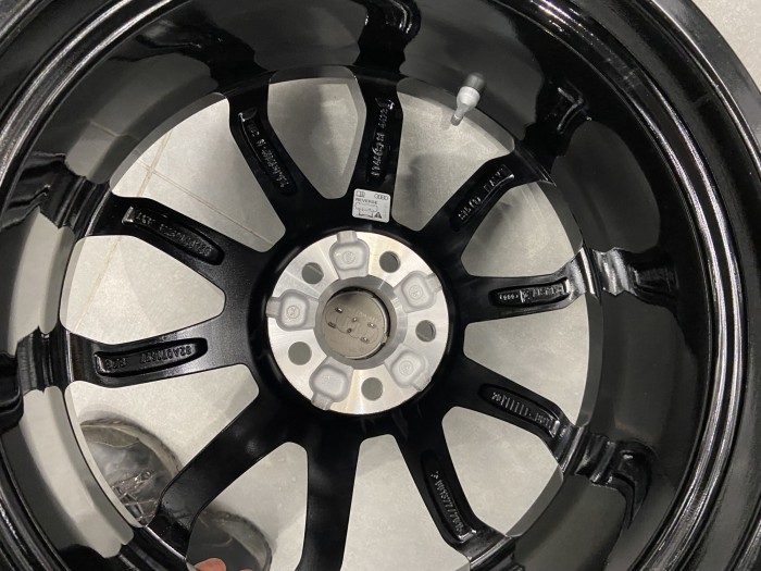 Oryginalne felgi 17 5x100 Audi A1