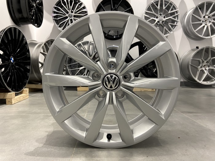 Oryginalne felgi 17 5x112 VW Golf Dijon