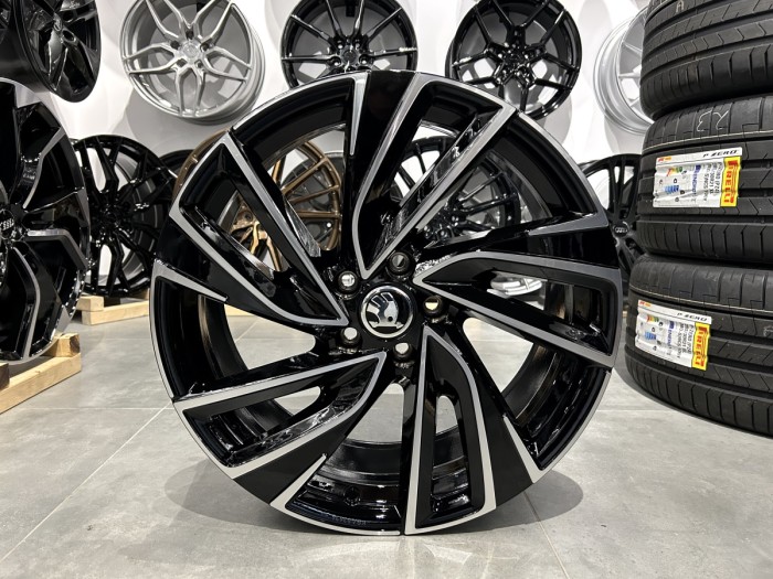 19” 5x112 ET40 Oryginalne felgi VW ADELAIDE