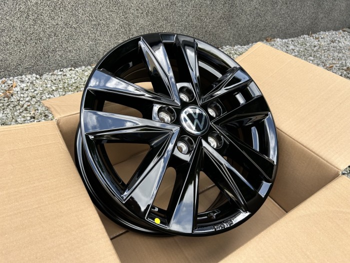 Oryginalna felga  VW T7 T6 T5 6.5X16 5X120 ET60/65.1 CZARNY 7T0071496AX1