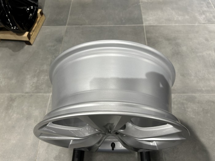 Oryginalne felgi 17 5x112 ET46 SEAT LEON 5FA601025C