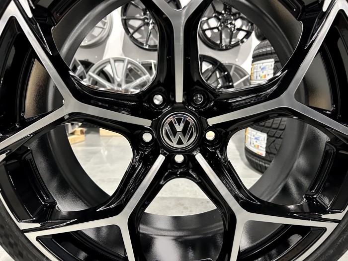 Koła letnie GMP Ultrivity 20 5x112 SKODA SUPERB VW PASSAT (5)