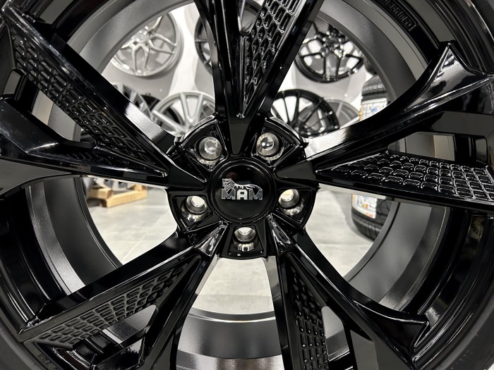 Koła letnie MAM RS6 20 5x112 Audi A6 C7 A7 4G Pirelli 255/35R20 (2)