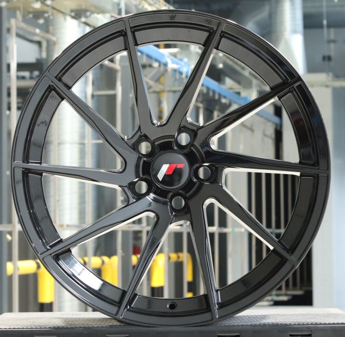 JR Wheels JR36 20x10,5 Gloss Black (1)