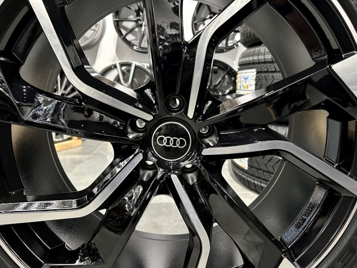 Koła letnie GMP REBEL 21 5x112 ET30 Audi Q5 255/40R21 Falken (4)