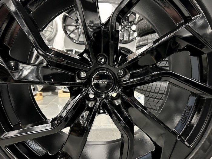 Koła letnie GMP REBEL 21 5x112 ET30 Audi Q5 255/40R21 Falken (2)