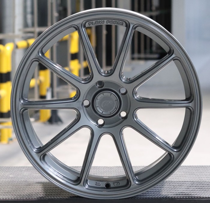 JR Wheels SL04 18x8 Gloss Light Gunmetal (1)