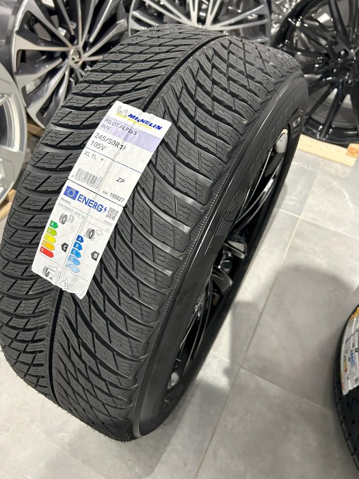 Oryginalne koła zimowe BMW 19 5x112 G01 G45 X3 G02 X4 Michelin (5)