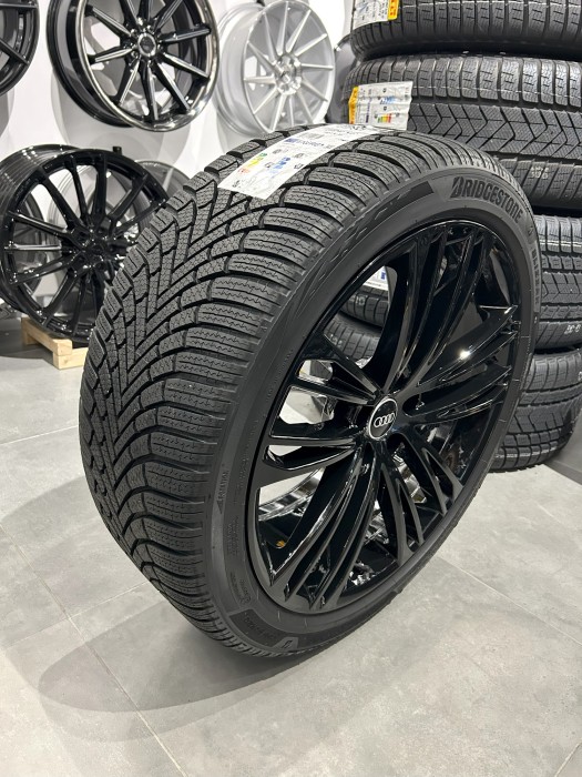 Oryginalne koła zimowe 20 5x112 ET30 Audi A6 C8 / A7 4K 4K8601025F (3)