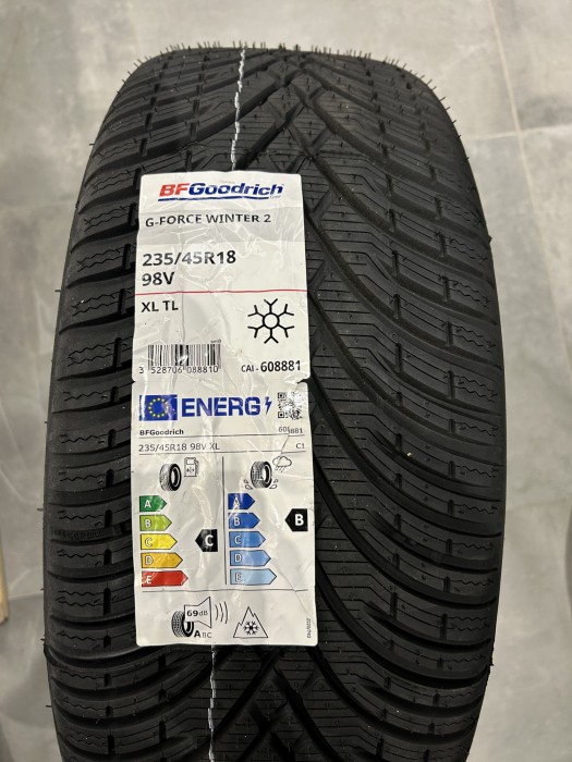 Oryginalne koła zimowe 18 5x112 ET44 VW Passat B9 235/45R18 BF Goodrich (5)