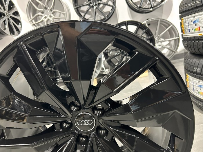 Oryginalne felgi 20 5x112 ET20 Audi 4KE601025P (4)