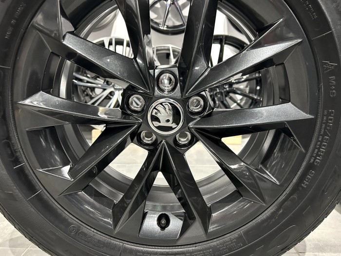 Oryginalne koła zimowe 16 5x100 Skoda Kamiq VW T-Cross Taigo (2)
