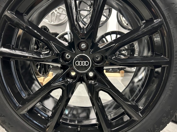 Oryginalne koła zimowe 20 5x112 ET39 Audi Q5 FY GU 255/45R20 Tracmax (3)