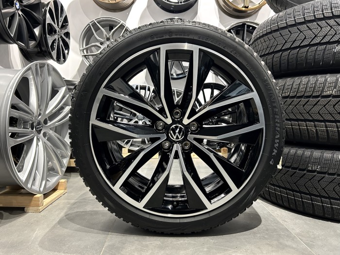 Oryginalne koła zimowe 19 5x112 ET45 VW Passat B8 B9 (1)