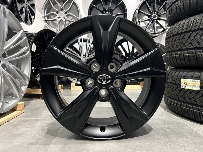 Oryginalne felgi 17 5x114.3 ET45 60.1 TOYOTA CHR I / Corolla Cross PW457-10001-YB (1)