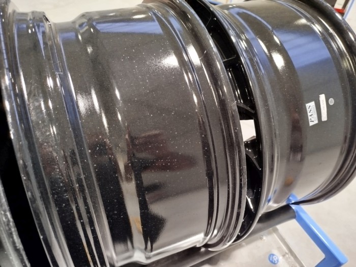 Set of JR48 18x8 ET32 5x108 Gloss Black (3)