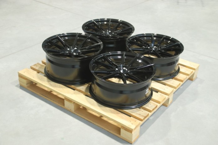 Set of JR21 19x8 + 19x9 ET35 5x112 Gloss Black (1)