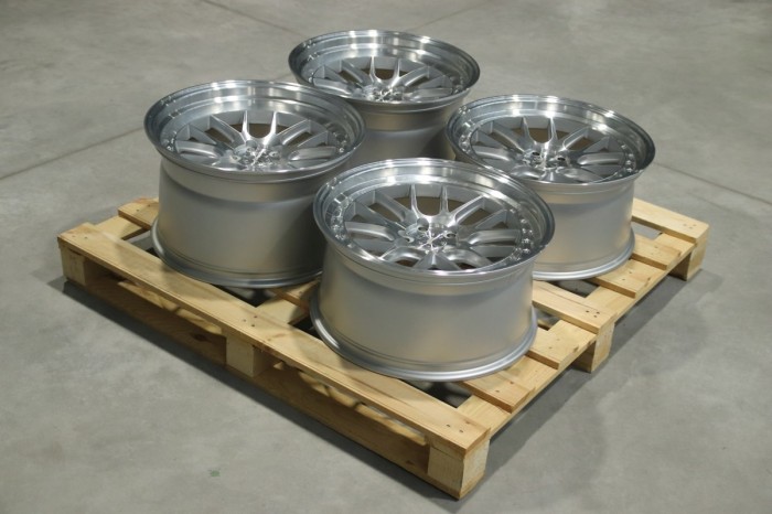 Set of JR40 19x9,5 + 19x11 ET22 5x114,3 Silver Machined Face (1)
