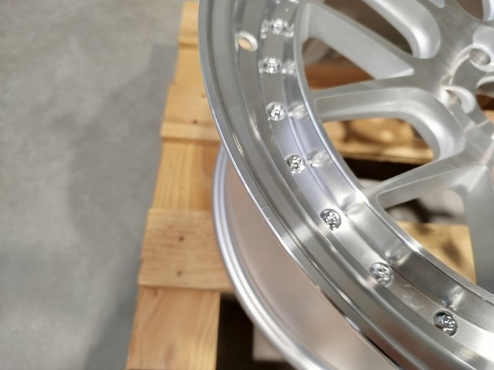 Set of JR40 19x9,5 + 19x11 ET22 5x114,3 Silver Machined Face (2)