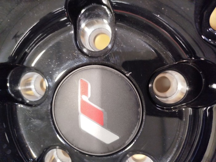 Set of JR11 20x11 ET20 5x112 Gloss Black (2)