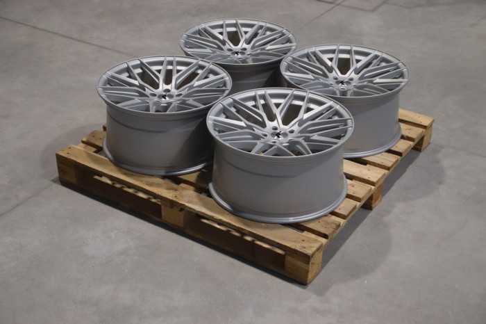 Set of JR28 20x10 ET30 5x112 Matt Silver (1)