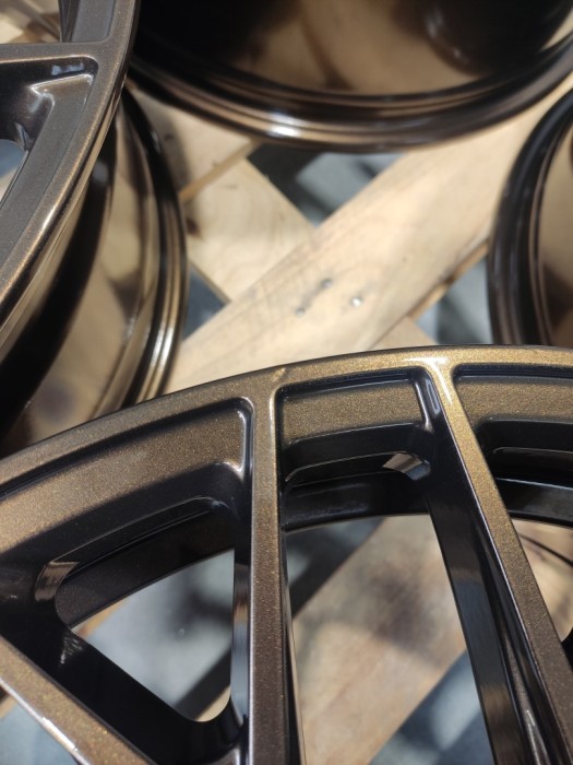 Set of CVR1 20x9 ET35 + 20x10 ET42 5x112 Gloss Bronze (2)