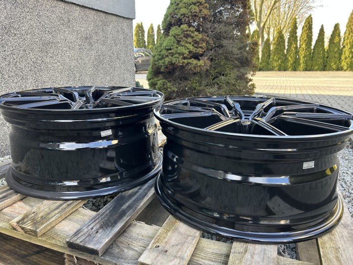 Set of CVR4 20x8.5 ET35 + 20x9 ET35 5x120 Double Tinted Black (4)