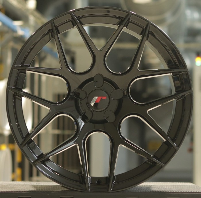 JR Wheels JR18 20x11 Gloss Black (1)