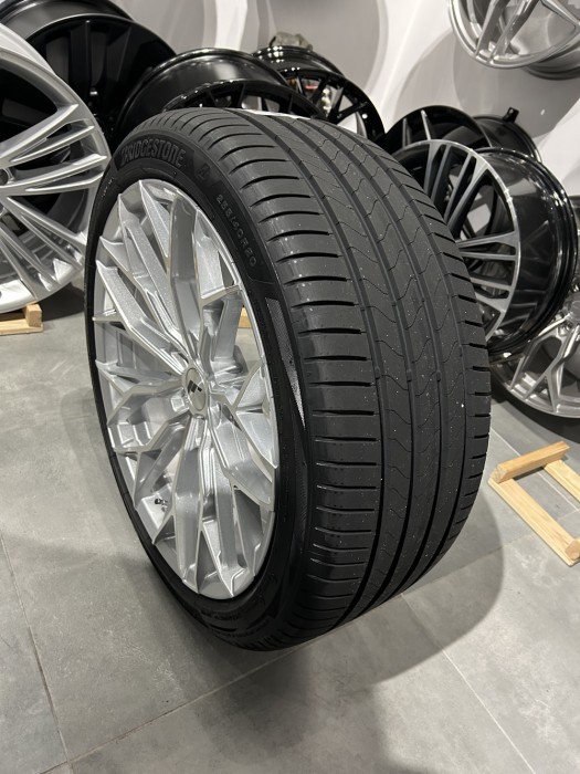 Koła letnie 20 5x112 Japan Racing JR49 Audi A6 C8 C9 A7 4K Bridgestone 255/40 (4)