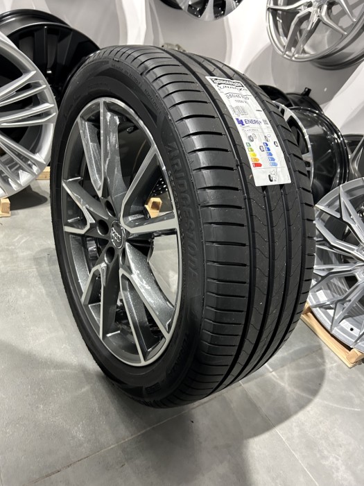 Oryginalne koła letnie 20 5x112 ET39 Audi Q5 FY GU 255/45R20 Bridgestone (4)