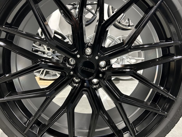 Koła letnie ARCEO VALENCIA 21 5x112 9\ ET35 Audi A6 C8  (3)