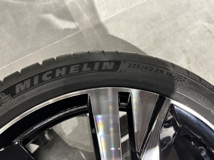 Oryginalne koła letnie 19 5x108 ET44 Peugeot 508 (5)