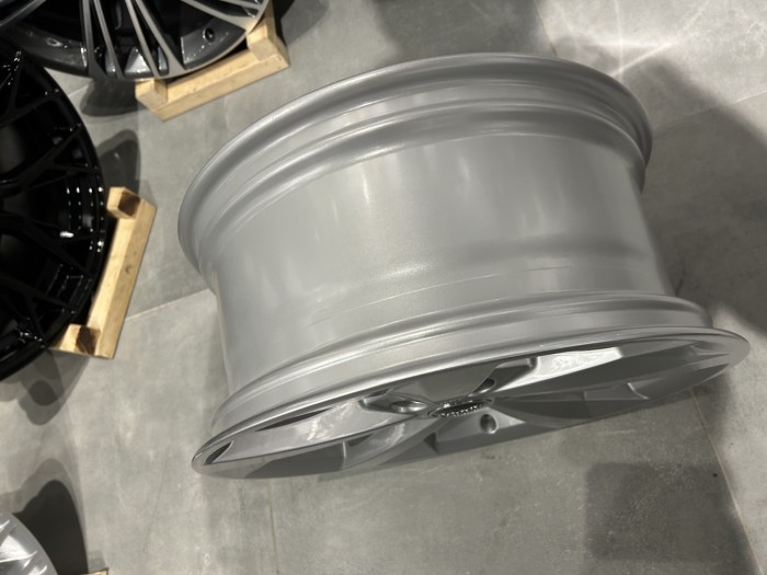 Oryginalne felgi 18 5x112 ET46 57.1  AUDI 8Y0601025J (4)