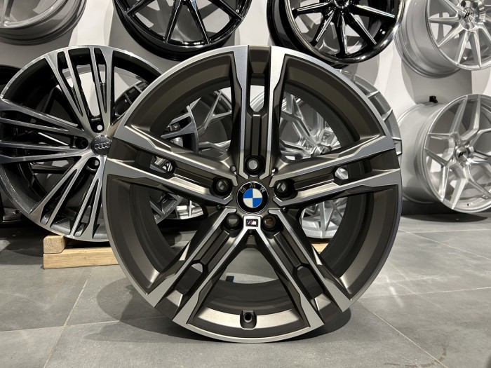 BMW 1 F40 8053524 8X18 5X112 ET54/66.6 GRAFIT/POLER  (1)