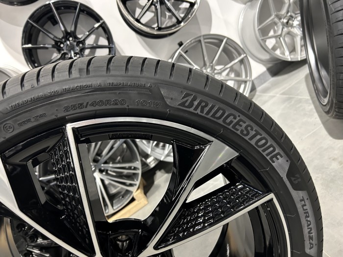 Koła letnie MAM RS6 20 5x112 Audi A6 C8 C9 A7 4K Bridgestone 255/40R20 (3)