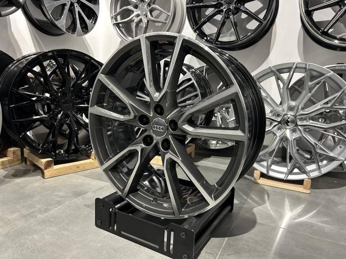 Oryginalne felgi 20 5x112 ET39 Audi 80A071490A (2)
