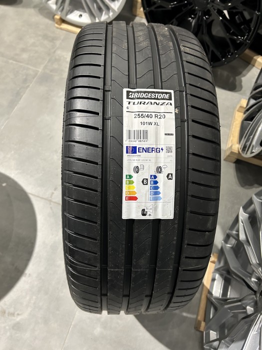 Koła letnie Carbonado Fancy 20 5x112 ET30 Audi A6 C8 C9 A7 4K Bridgestone 255/40R20 (4)
