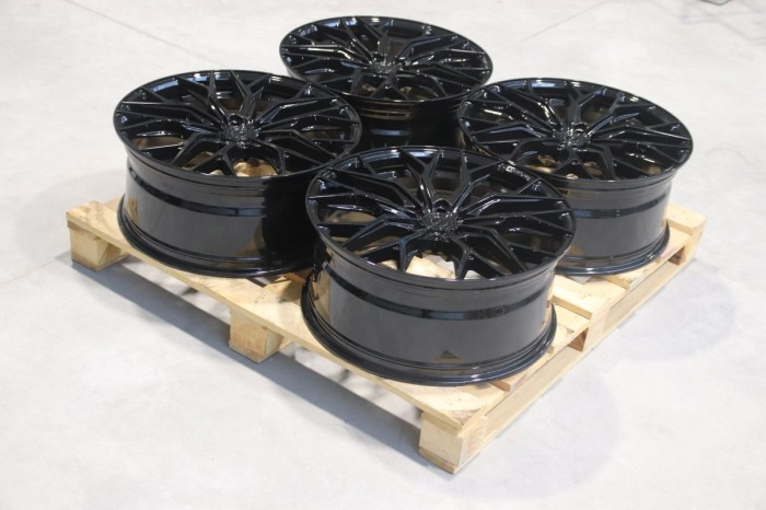Set of CVR1 22x9,5 ET42 5x127 Platinum Black (1)