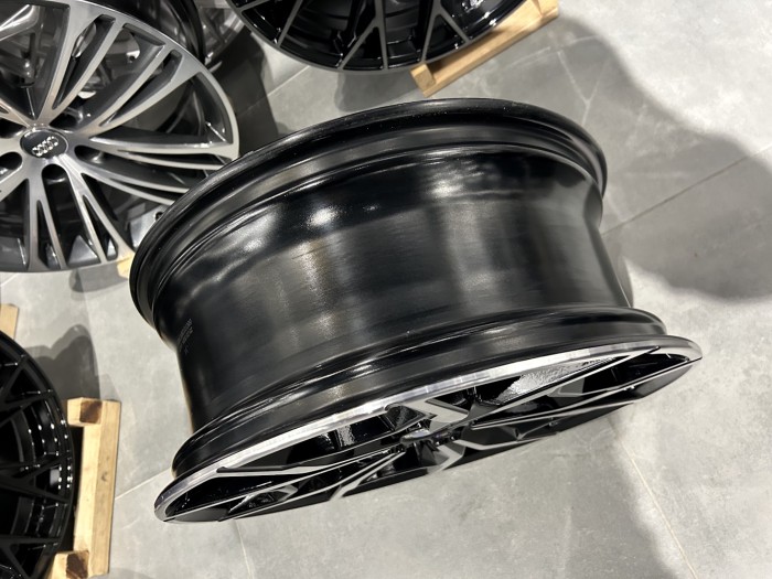 BMW X3 / X4 7916263  7.5X19 5X112 ET32 66.6 6895627 Styling 887M (3)