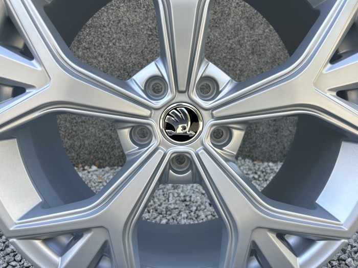 Oryginalne felgi 19 5x112 ET45 SEAT Cupra Skoda VW (8)
