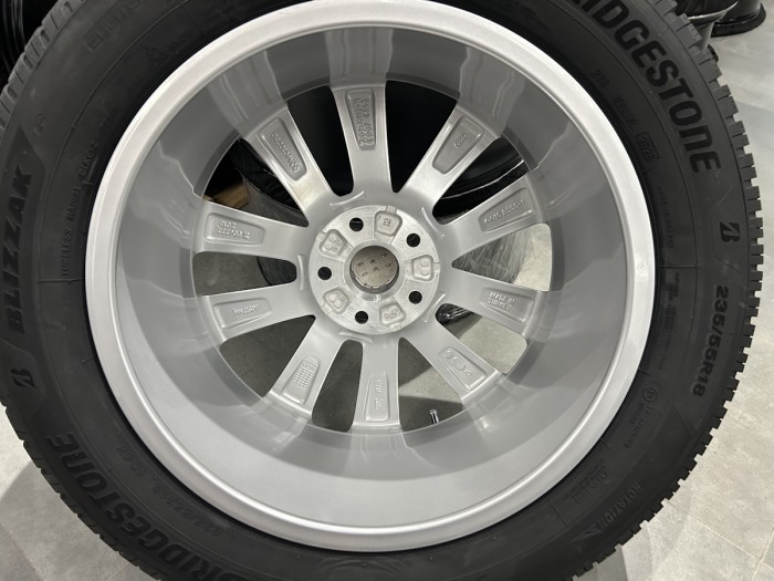 Oryginalne koła zimowe 18 5x112 ET43 Audi Q3 Skoda Kodiaq VW Tiguan (5)