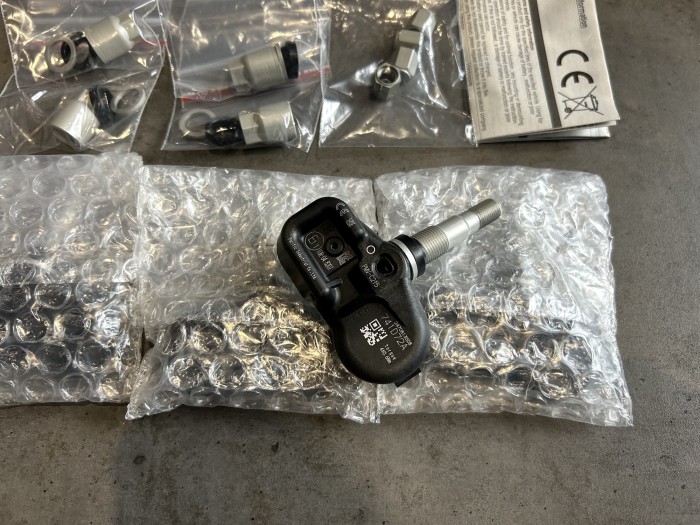 Oryginalny czujnik ciśnienia Toyota Lexus 42607-48020 (5)