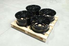 Obrazek dla: Set of CVR1 20x8 ET20 + 20x9 ET35 5x112 Gloss Black