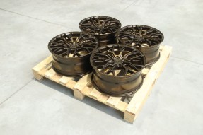 Obrazek dla: Set of CVR1 19x8,5 ET42 + 19x8,5 ET45 5x108  Gloss Bronze