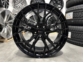 AVUS Racing  ACM10