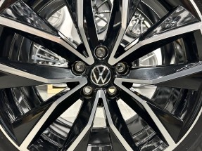 Obrazek 2 dla: Oryginalne koła zimowe 19 5x112 ET45 VW Tiguan II III / Kodiaq / Seat Tarraco / Audi Q3