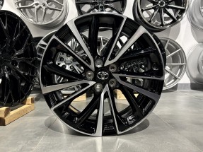 Obrazek dla: Oryginalne felgi 19 5x114.3 ET35 60.1 TOYOTA CHR II 