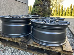 Obrazek 2 dla: Set of CVR4 20x9 ET30 + 20x10 ET39 5x112 Carbon Graphite